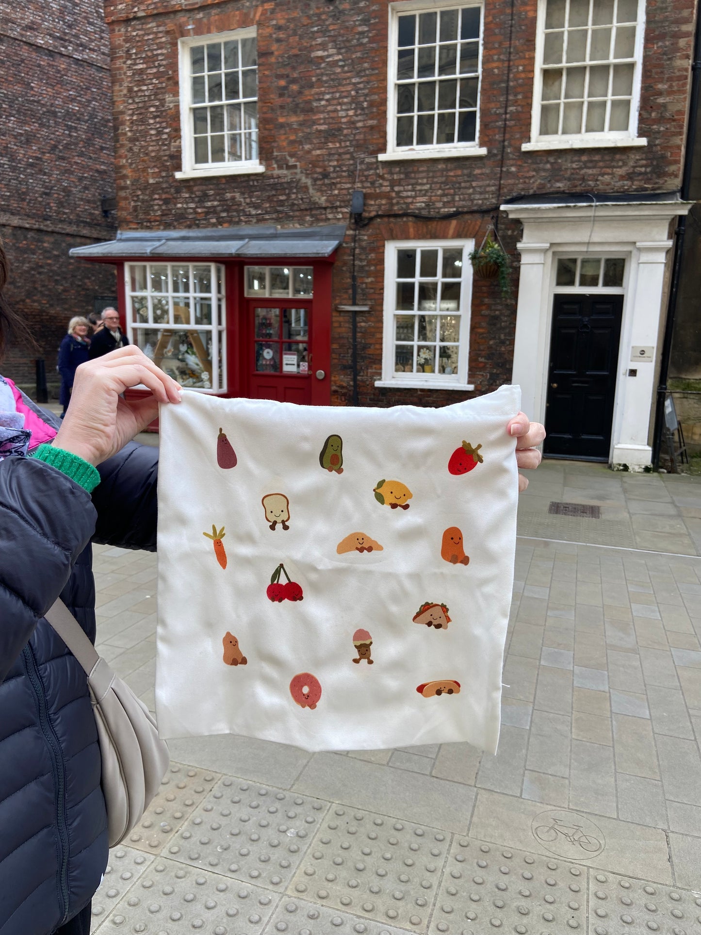 Food cuddly toy tote bag. Cream