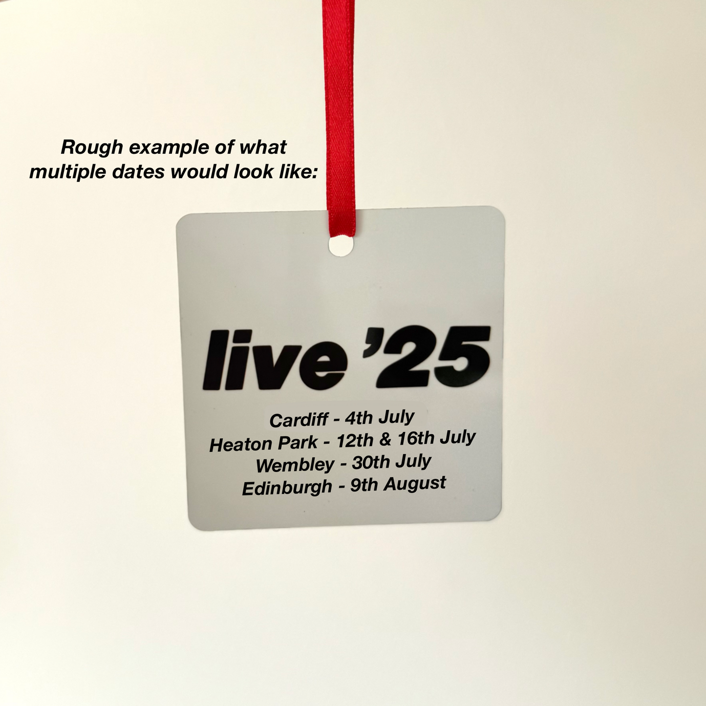 Custom Live ‘25 ornament. Oasis tour. Liam and Noel Gallagher