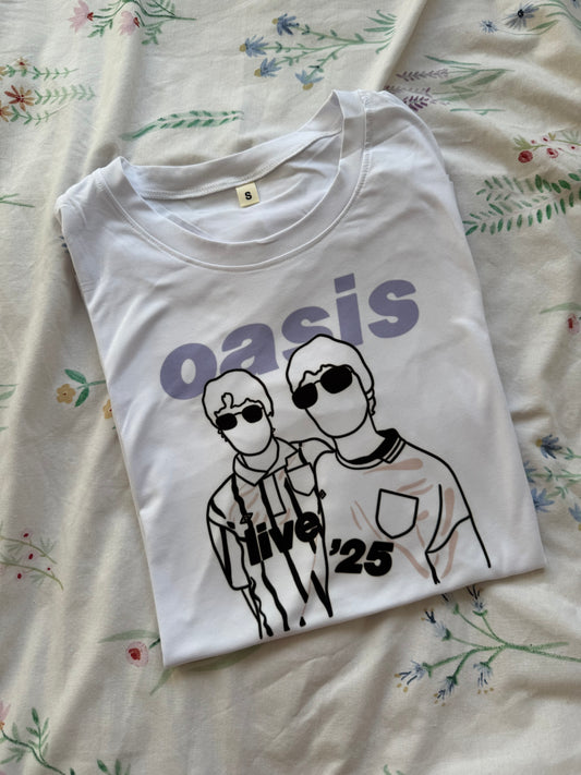 Live ‘25 T-shirt. Oasis tour 2025 inspired